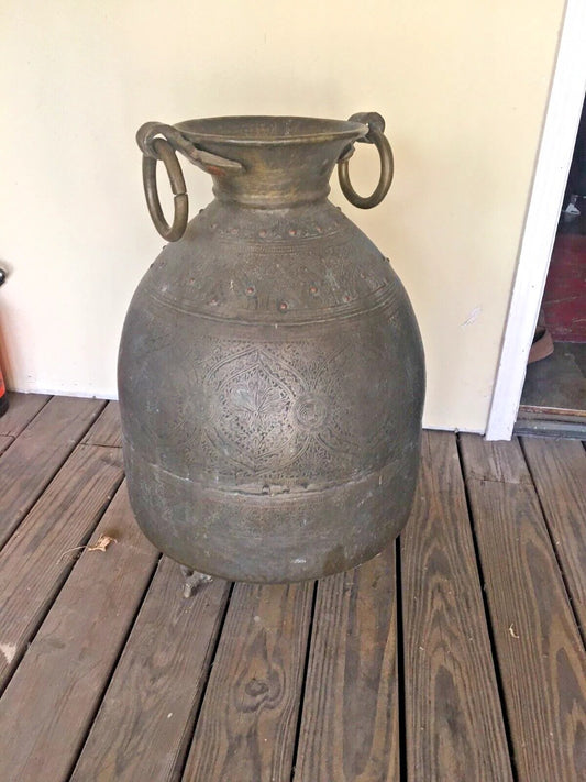 Antique bronze and copper planter with hand engraving – full view